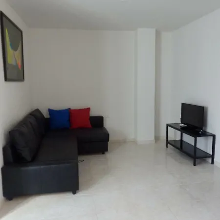 3 Calle Donoso Cortés