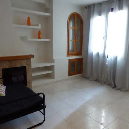 3 Calle Donoso Cortés *