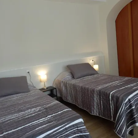3 Calle Donoso Cortes * Аликанте